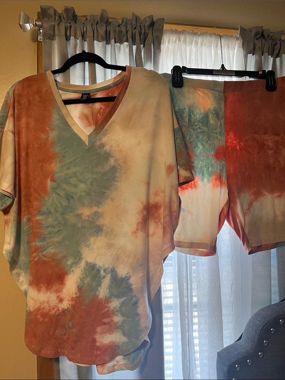 Tie-Dye Two-Piece Lounge Set - Rust, Blue & Cream